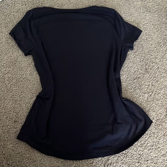 SONOMA the everyday tee size small - Picture 2 of 3